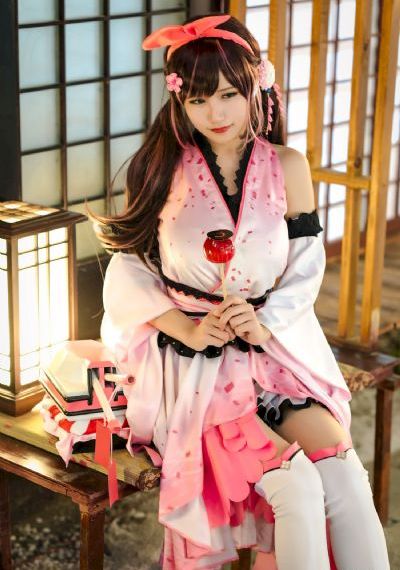 國產(chǎn)美女被爆操_BD英語免費高清觀看