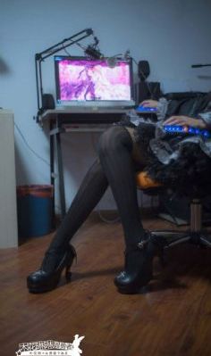 夢見陌生男人抱我很緊_4K動漫免費觀看