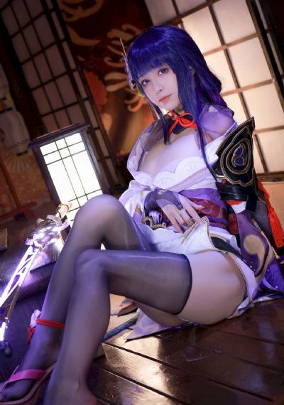 精品成品國色天香卡一卡二攝像頭_1080在線播放