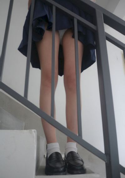 老師脫褲子讓我C_中英字幕1080