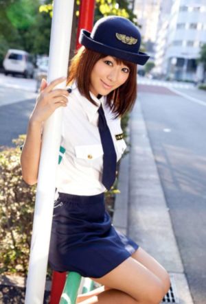 操操網人人摸人人操_藍光版中文字幕包