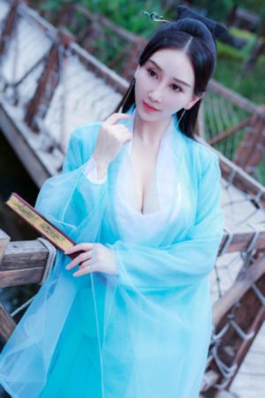 不卡一二區(qū)_高清完整無刪減高清視頻播放