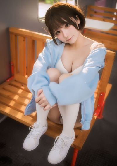 中國美女屁股無遮擋_4K免費觀看