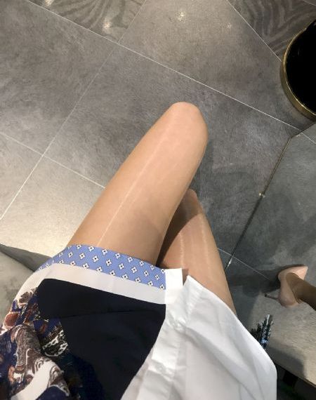 黑人巨大三根一起進小說_4K在線觀看視頻