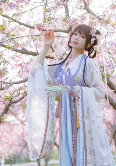 亞洲一區(qū)二區(qū)三區(qū)一品道在線播放_(tái)720超清免費(fèi)觀看