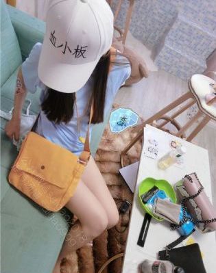 國內精品在線免費_超清視頻大全